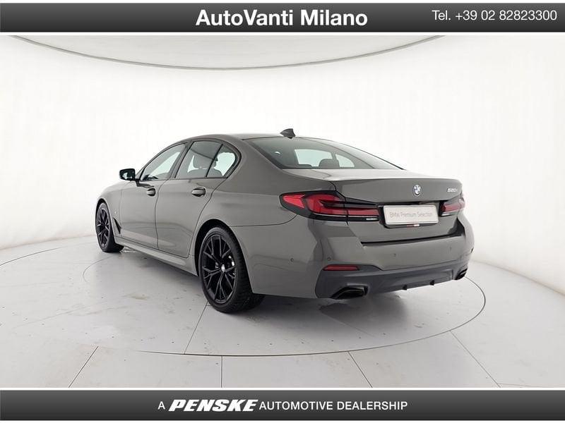 BMW Serie 5 520i 48V Msport