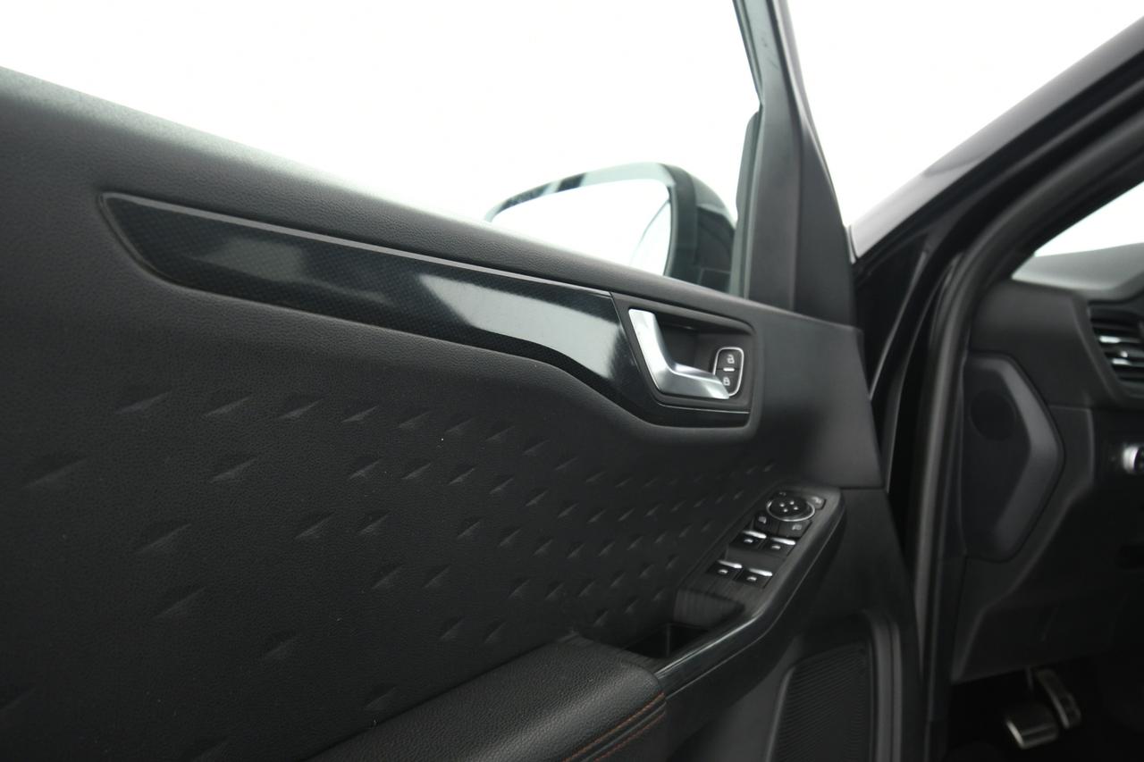 FORD Kuga 1.5 ecoblue ST-Line X 2wd 120cv auto NEOPATENTATI+CAMERA+PELLE