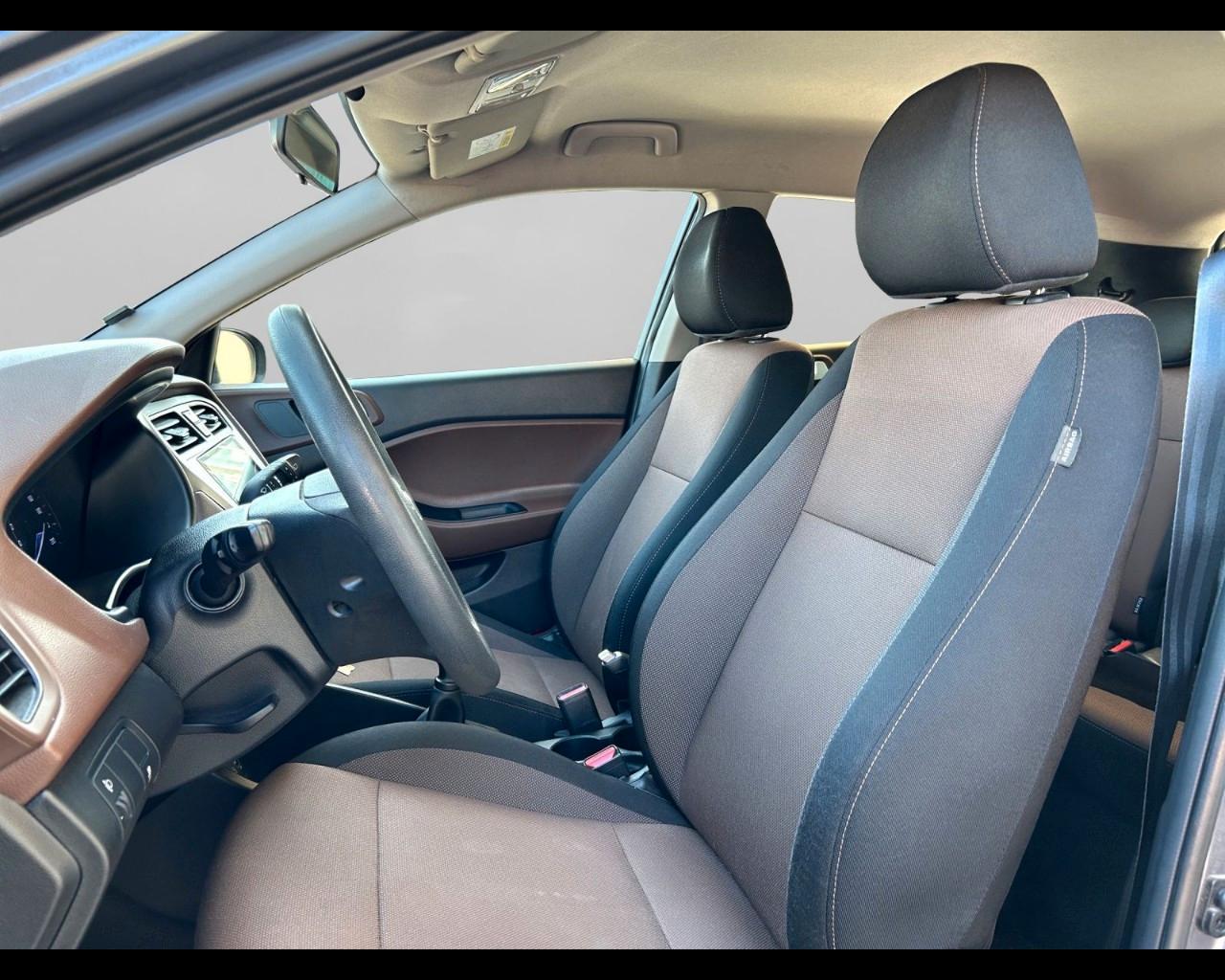 HYUNDAI i20 II - i20 5p 1.2 Classic 75cv