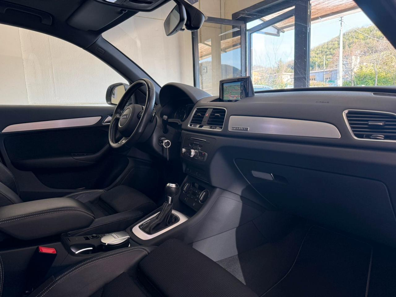 Audi Q3 2.0 TDI 150 CV quattro S tronic line Edition