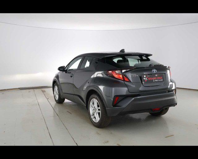 TOYOTA C-HR 1.8 Hybrid E-CVT Business