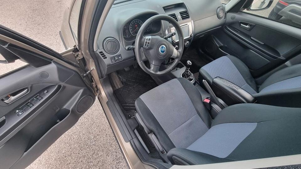 Fiat Sedici 1.9 MJT 4x4 Emotion
