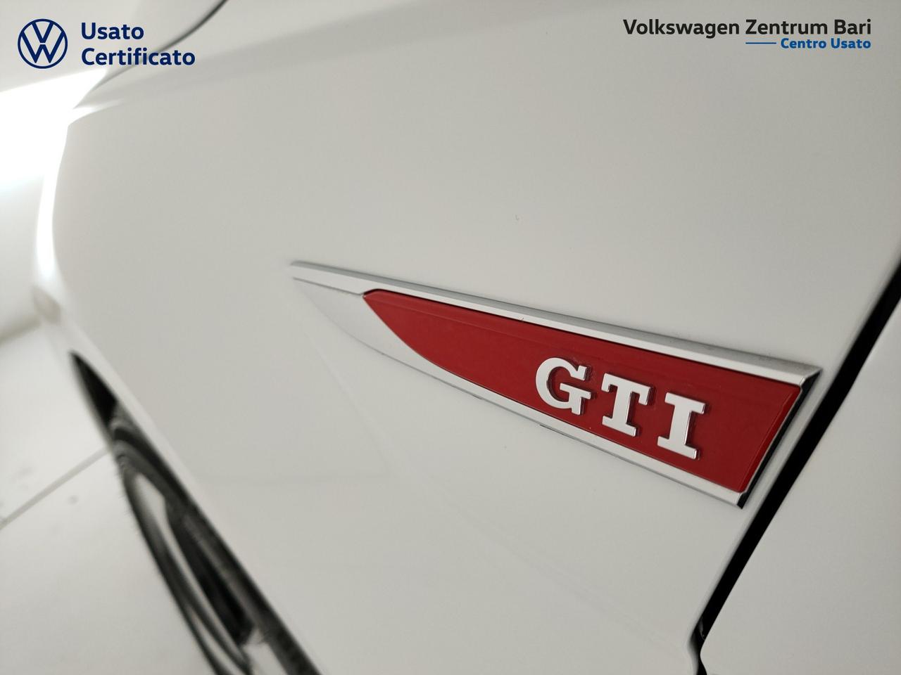 Volkswagen Polo 5p 2.0 tsi gti 200cv dsg