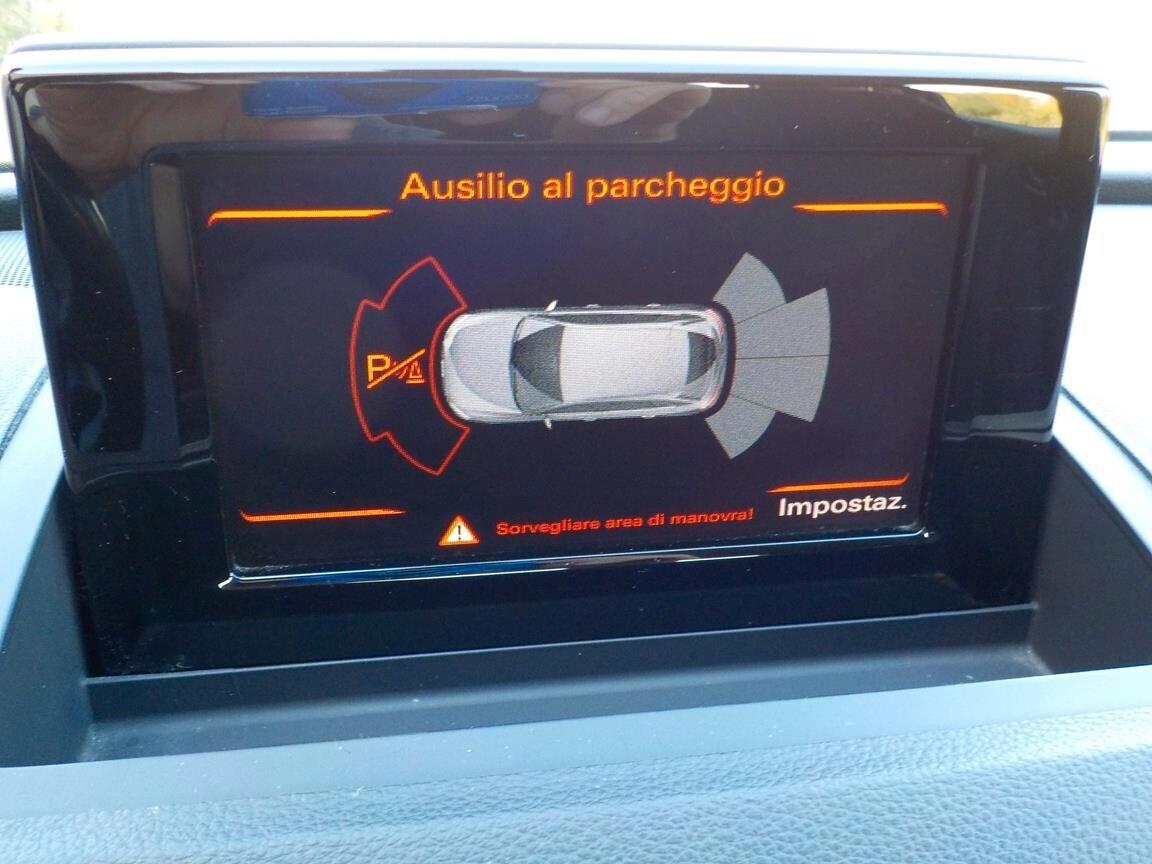 Audi Q3 2.0 TDI 120 CV S tronic