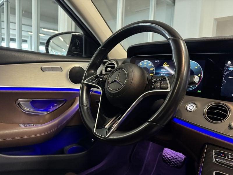Mercedes-Benz Classe E E 220 d Mild hybrid 4Matic Auto Premium