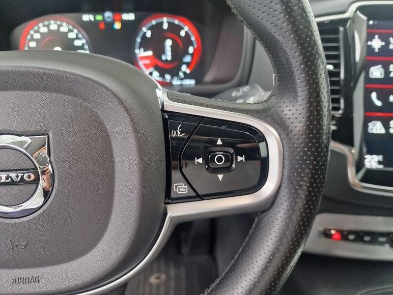 Volvo XC90 D5 AWD Geartronic 7 posti Momentum Euro 6 D-Temp