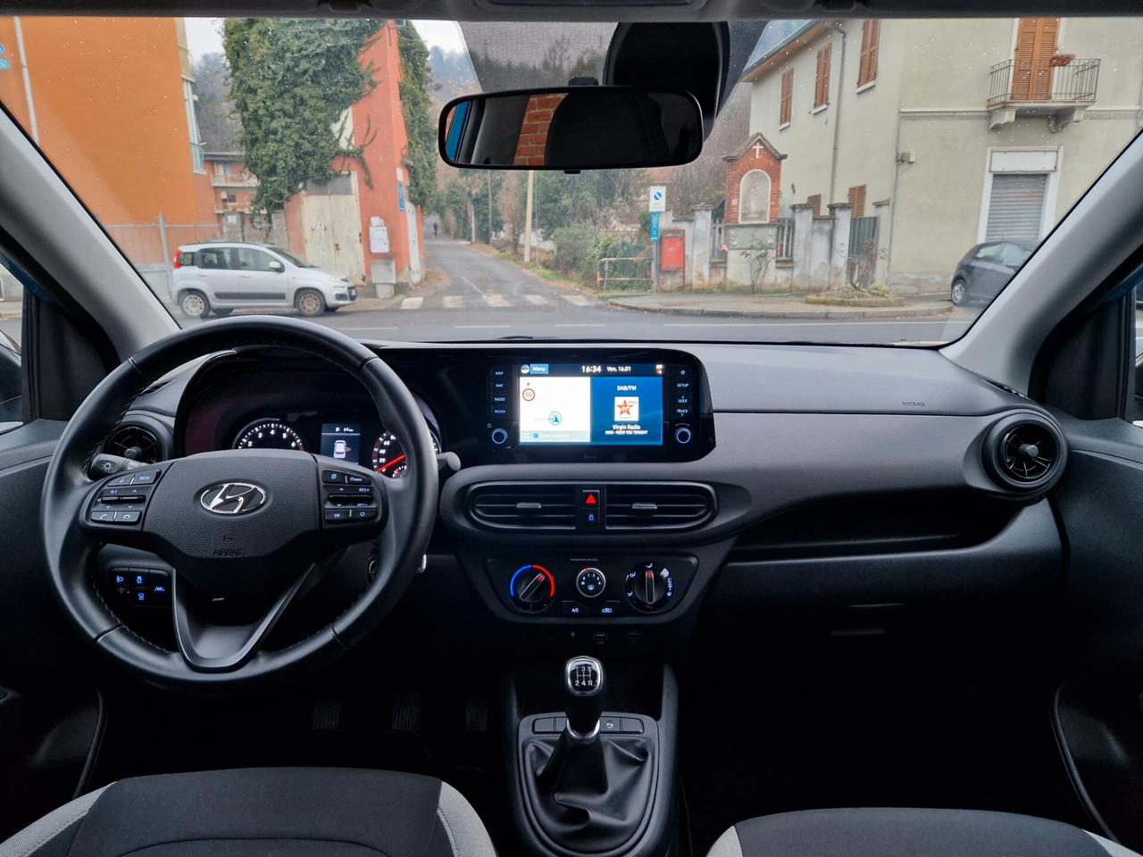 Hyundai i10 1.0 67CV "SOLO 27.700 km" Carplay, Telecam., ADAS