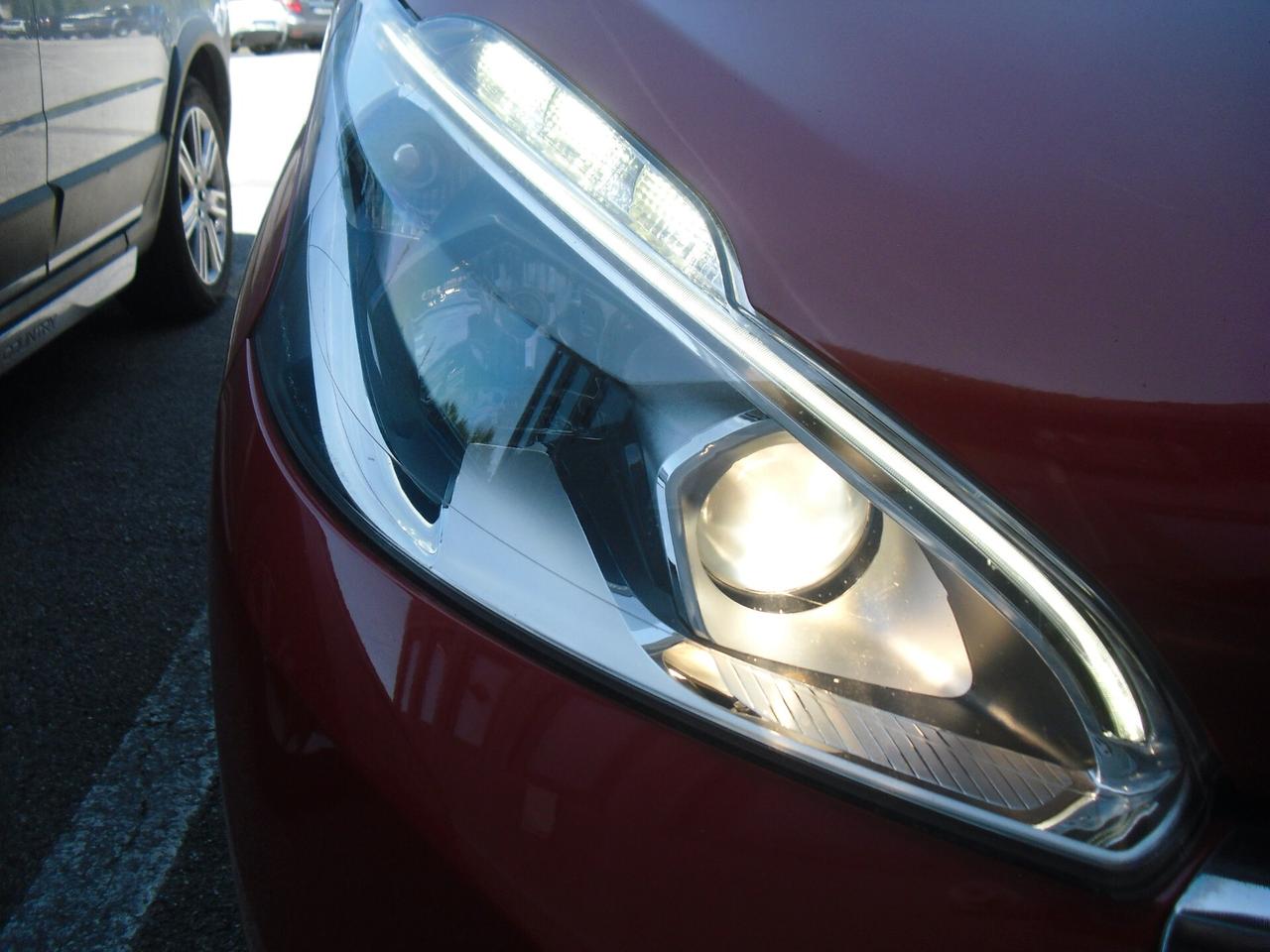 Peugeot 208 BlueHDi 75cv E6b 5p Allure, NAVI, TELECAMERA, OTTIME CONDIZIONI!!