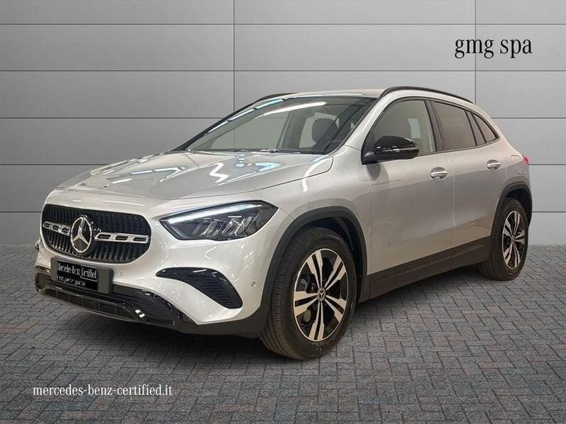 Mercedes-Benz GLA 200 d Progressive Extra auto
