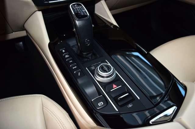 Maserati Levante 3.0 V6 Automatica 275 cv Granlusso