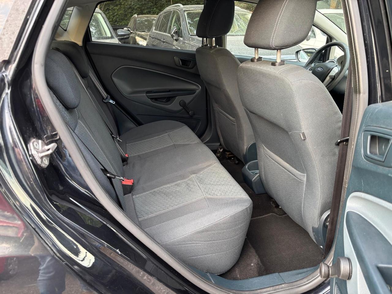 Ford Fiesta 1.4 5 porte GPL Titanium OK Neopatentati