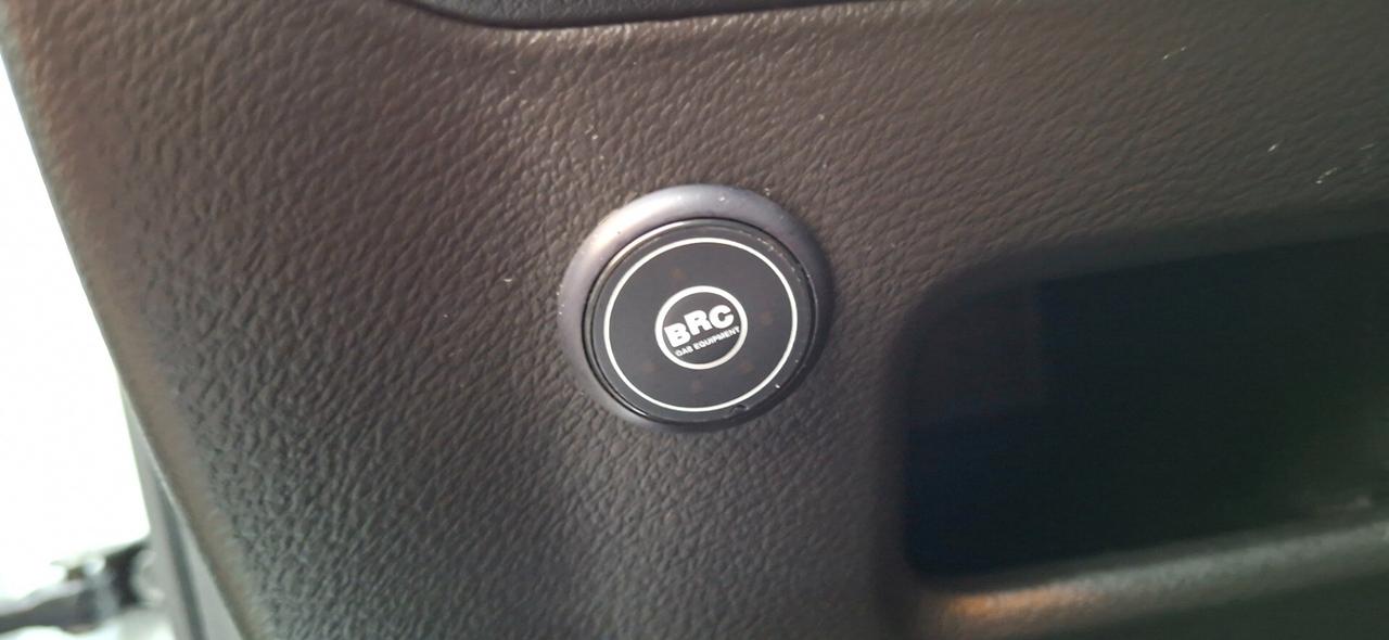 Suzuki Vitara 1.4 Hybrid -B/GPL 4WD AllGrip Cool