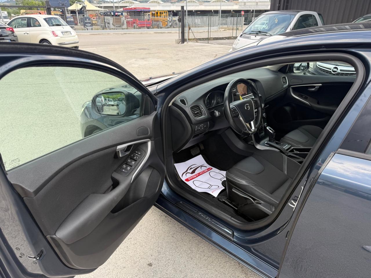 Volvo V40 D2 Geartronic R-design