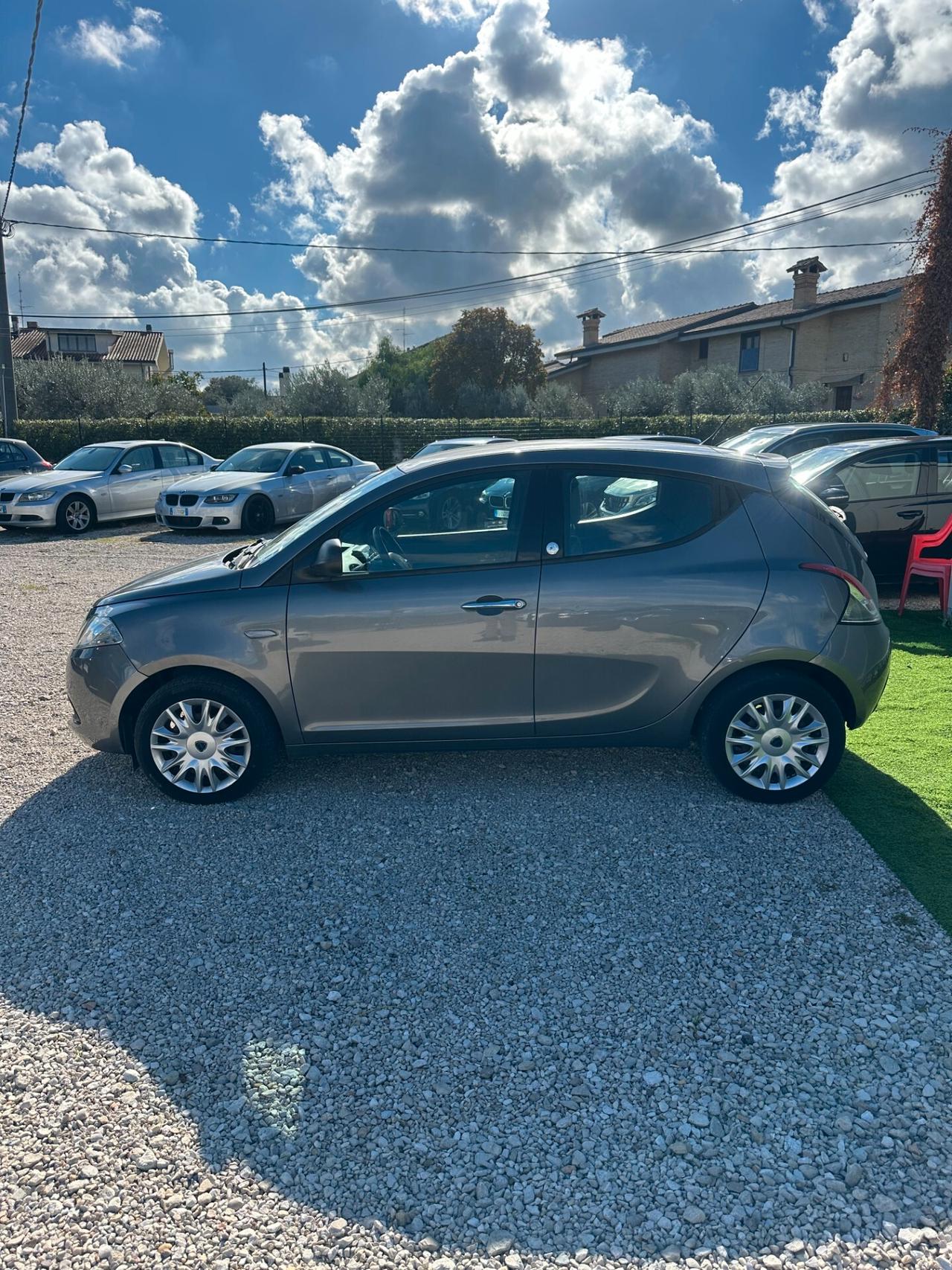 Lancia Ypsilon 1.2 69 CV GPL