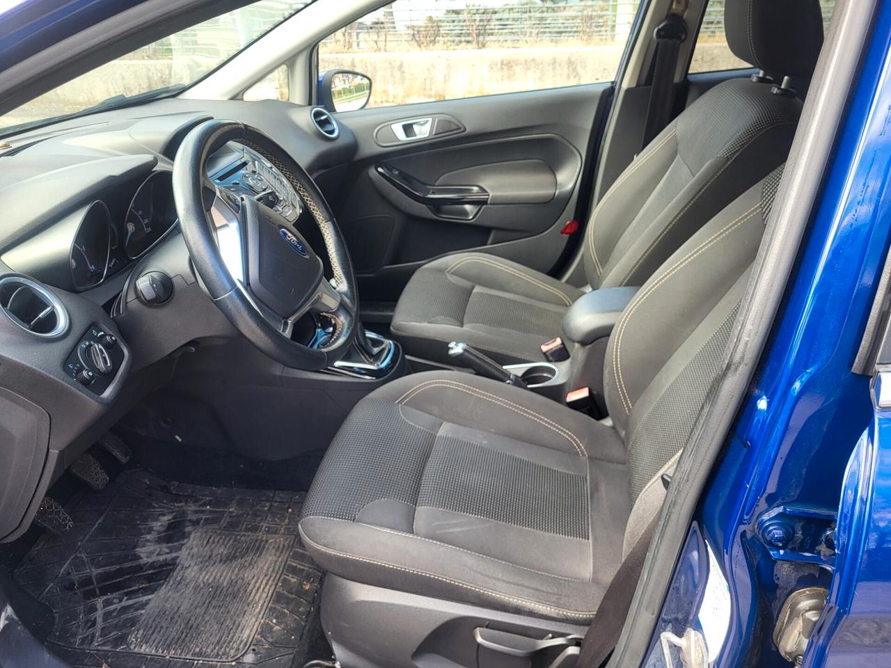 FORD Fiesta 1,5 TDCi-6B-UNICA PROP-NAVI-3 REVISIONI