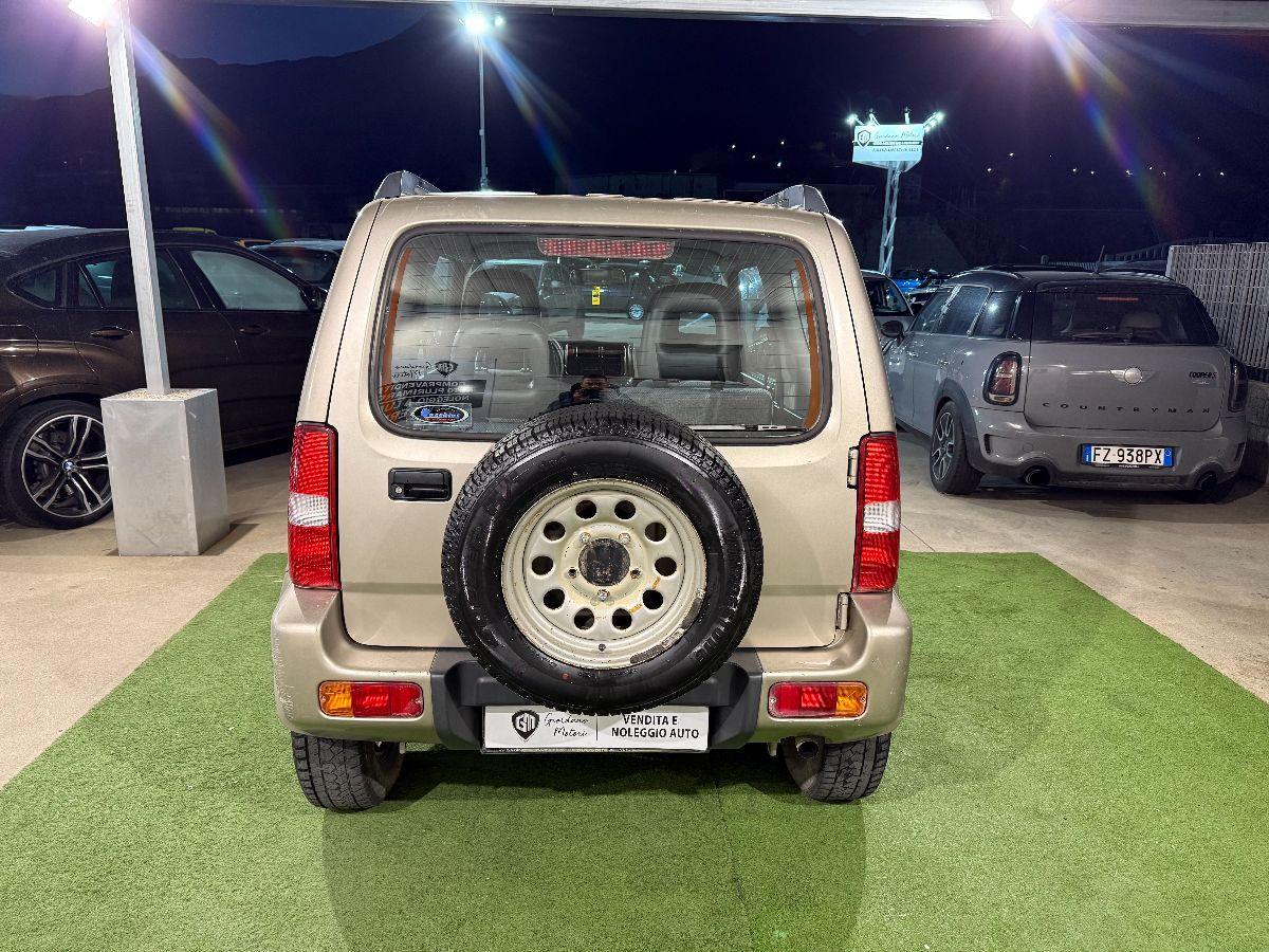 SUZUKI - Jimny 1.5 ddis td 4wd
