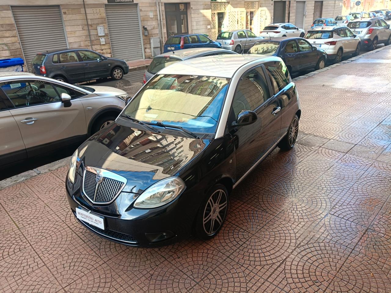 Lancia Ypsilon 1.2 Elle-Bicolor-BELLISSIMA-Euro4790-
