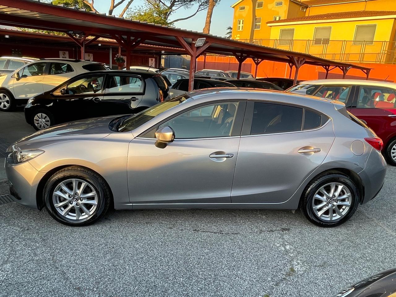 Mazda3 2.2 Skyactiv-D Exceed-unipro-rate-garanzia
