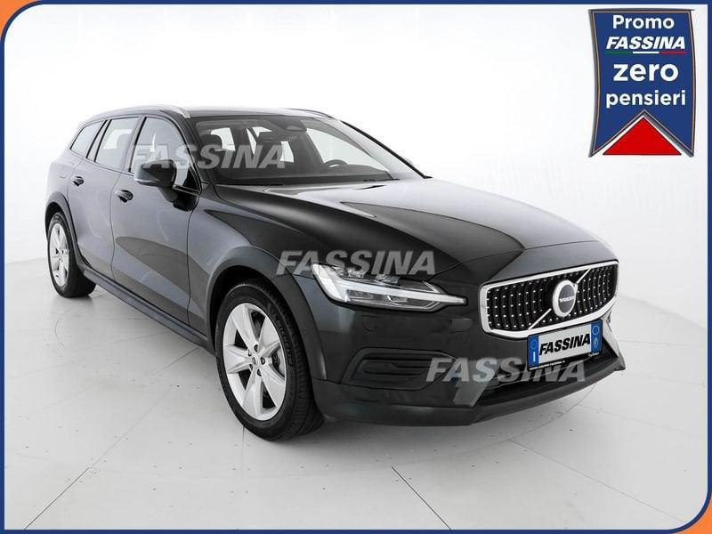 Volvo V60 Cross Country B4 (d) AWD automatico Core