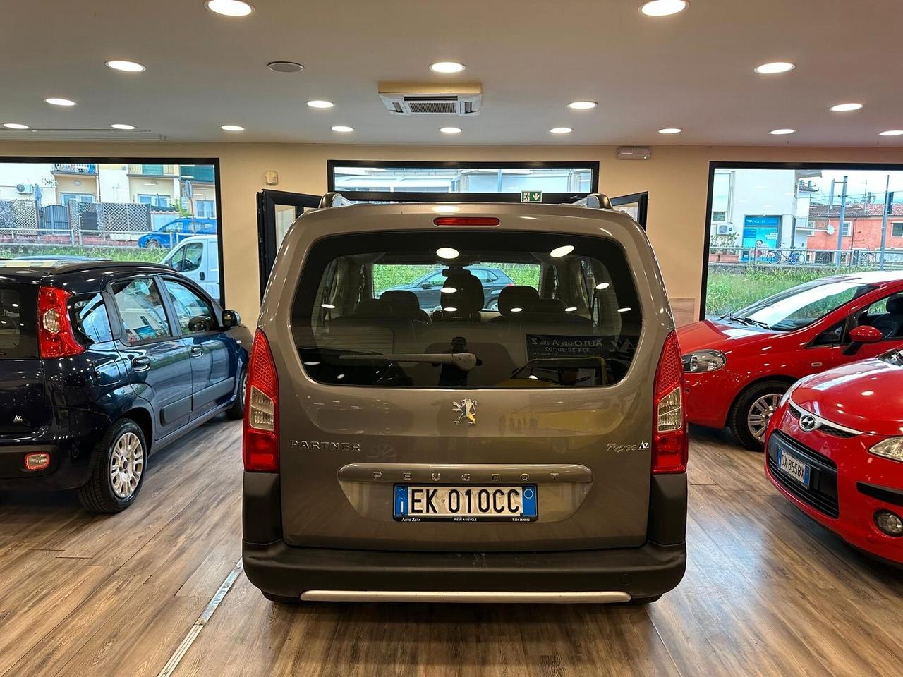 Peugeot Partner Tepee 1.6 HDi 92CV Outdoor