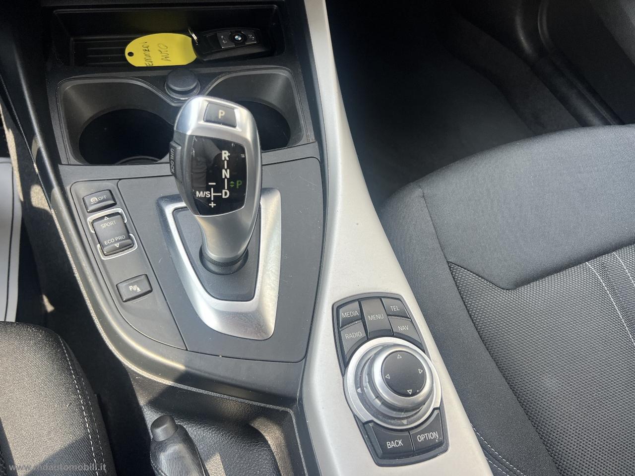 BMW 118d 5p. Business AUTOMATICO NAVIGATORE