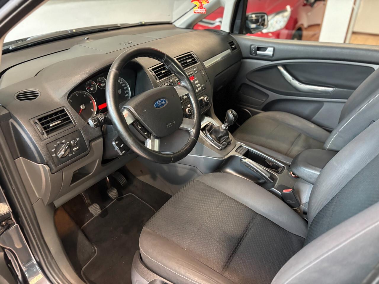 Ford C-Max tdci Titanium