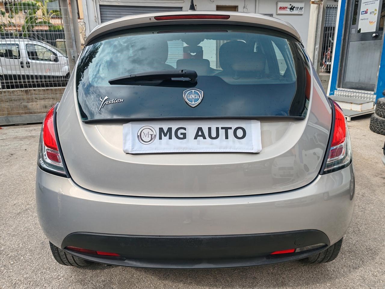 Lancia Ypsilon 1.2 69 CV 5 porte GPL Ecochic Gold
