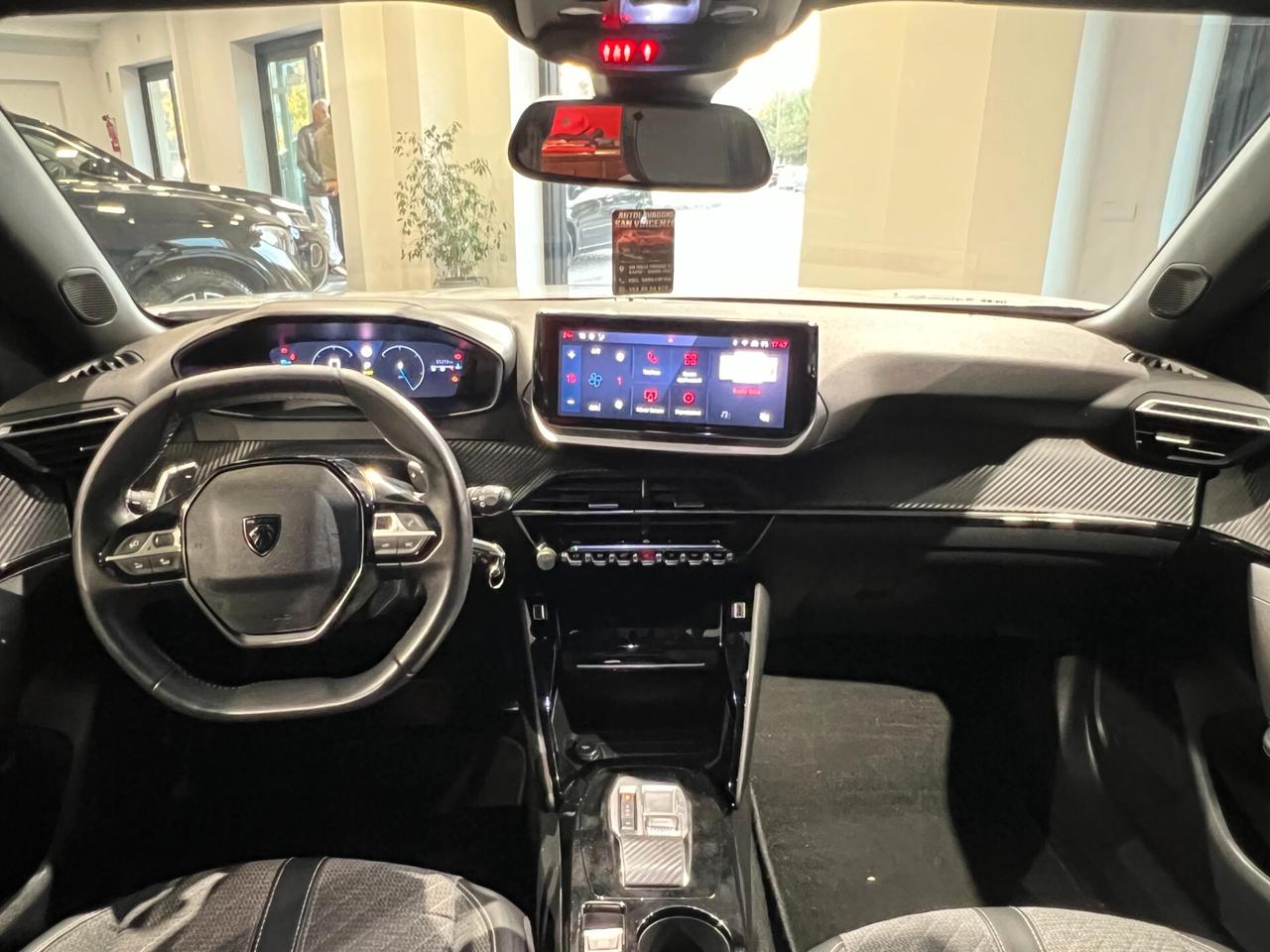 Peugeot 2008 BlueHDi 130 S&S EAT8 Allure
