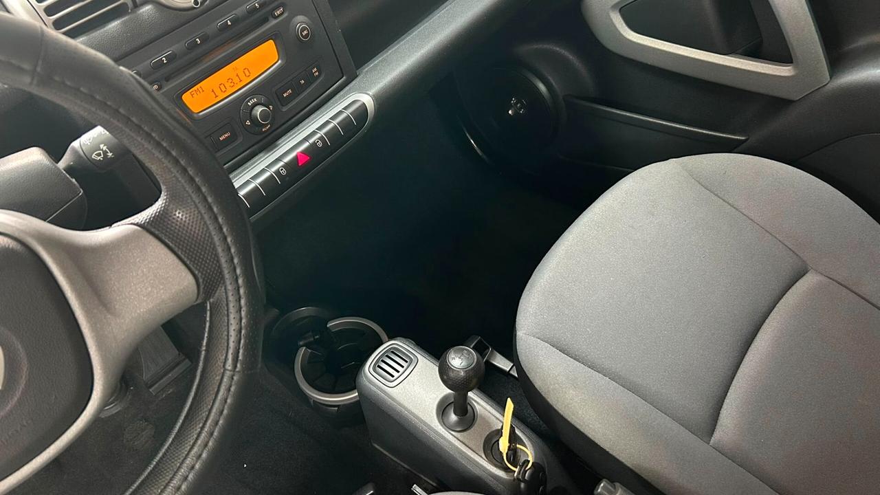 Smart ForTwo 1000 52 kW coupé pure