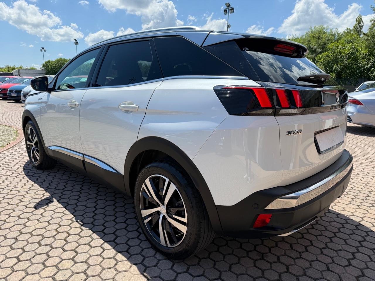 Peugeot 3008 BlueHDi 130 S&S EAT8 GT Line