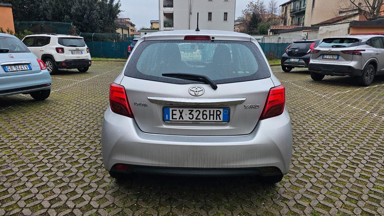 Toyota Yaris 1.0 5 porte Lounge