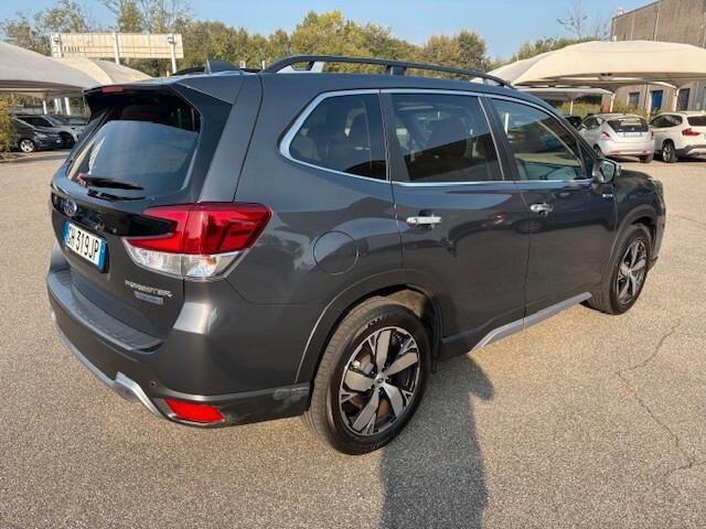 Subaru Forester 2.0 e-Boxer MHEV CVT Lineartronic Premium