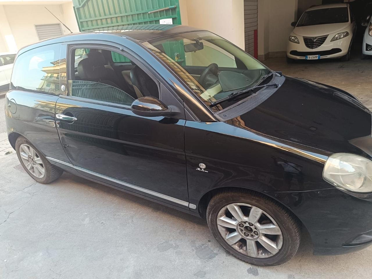 Lancia Ypsilon 1.4 Platino Ecochic GPL