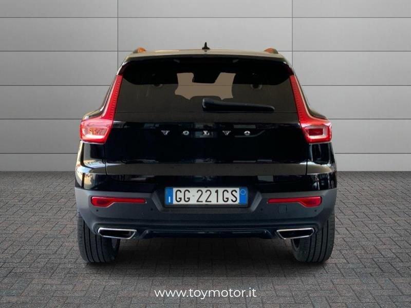 Volvo XC40 (2017-) D4 AWD Geartronic R-design