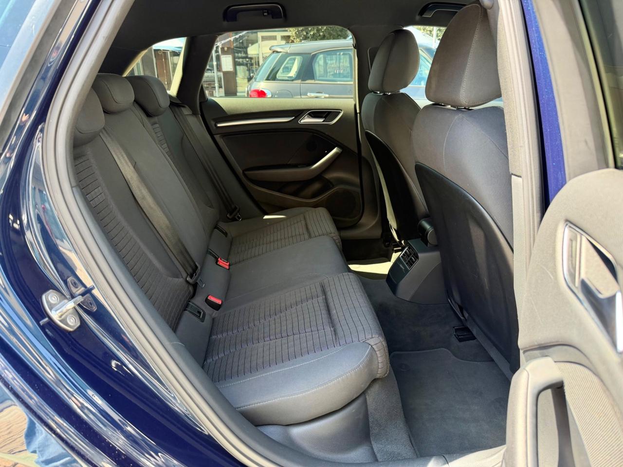 Audi A3 Sportback 1.6 TDI Sport - GARANZIA