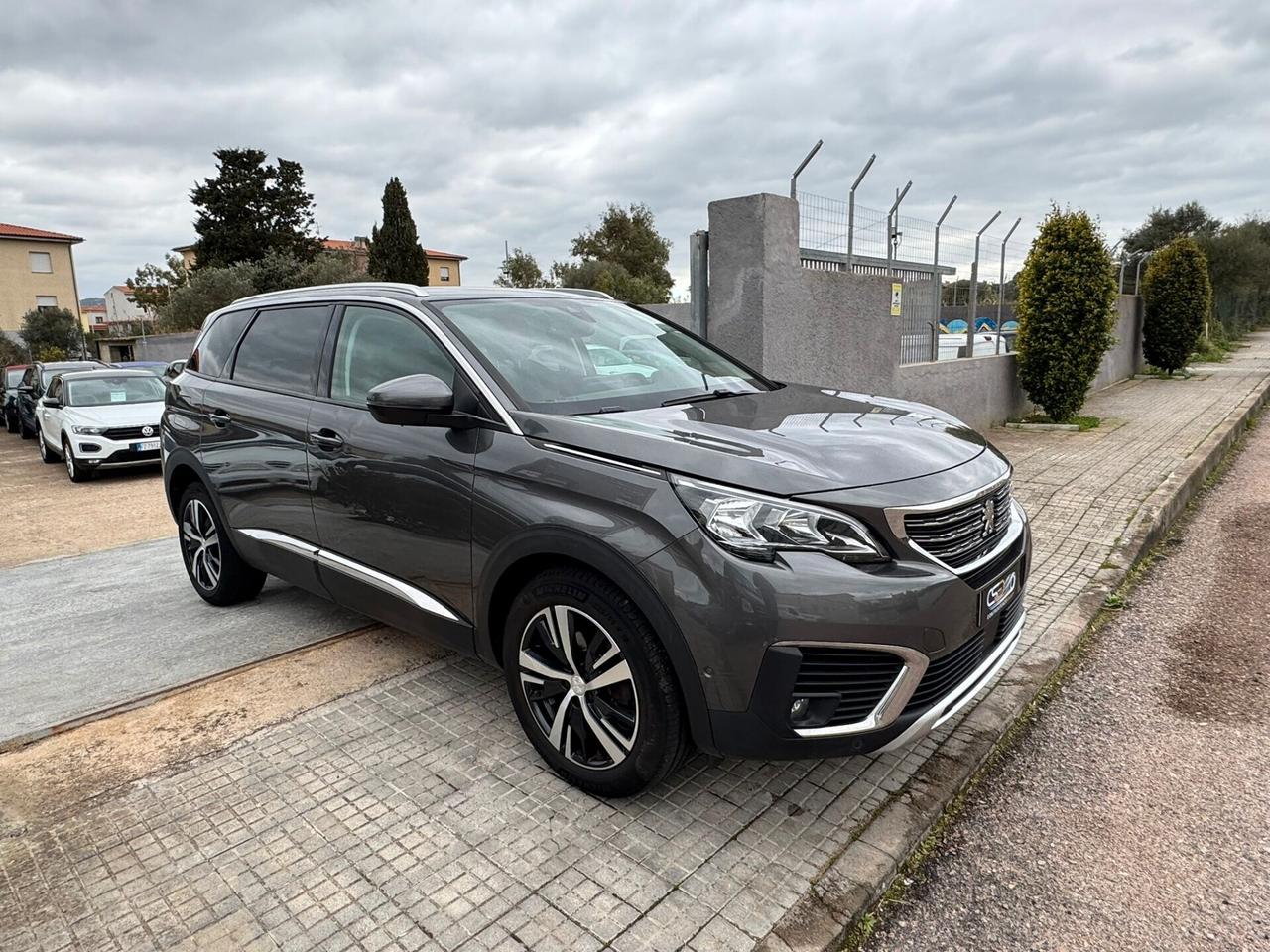 Peugeot 5008 Blue HDI 130cv