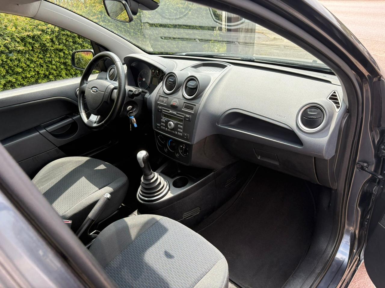 Ford Fiesta 1.4 TDCi 5p. Ghia