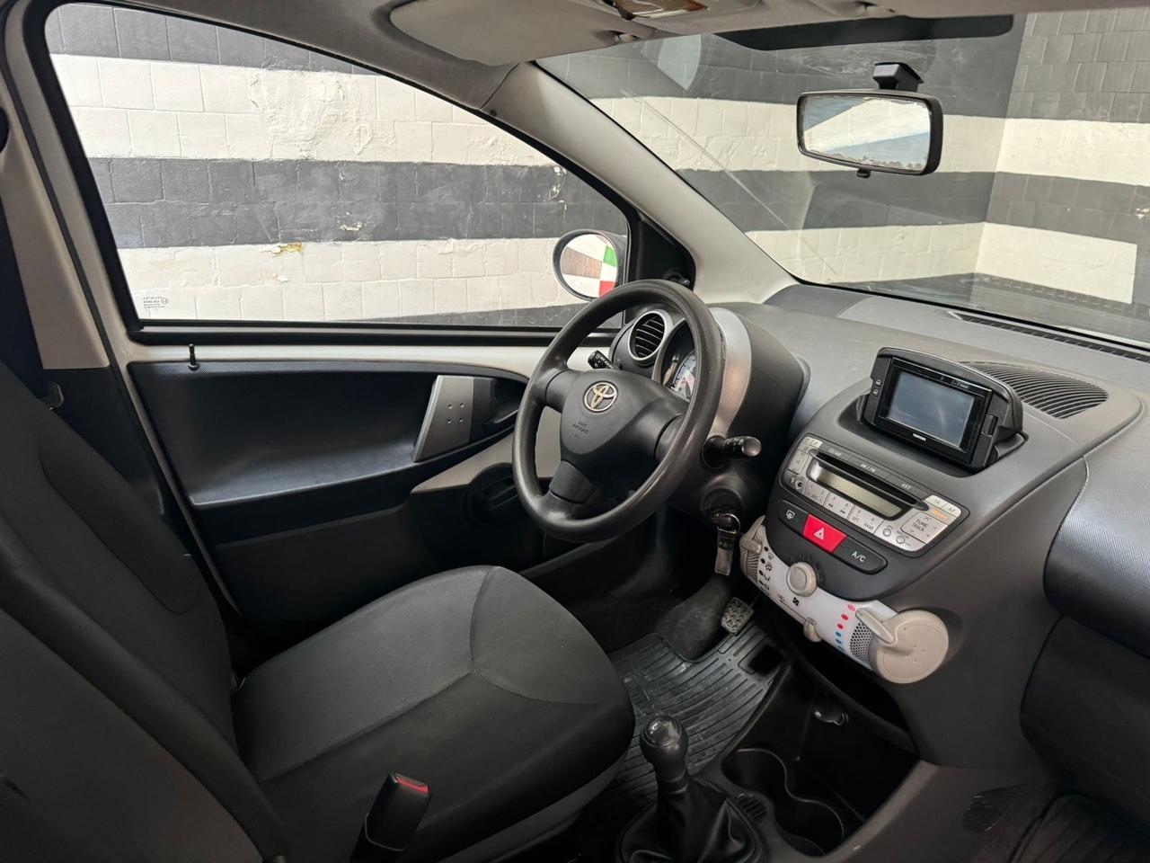 Toyota Aygo 1.0 12V VVT-i 5 porte Lounge Connect MMT
