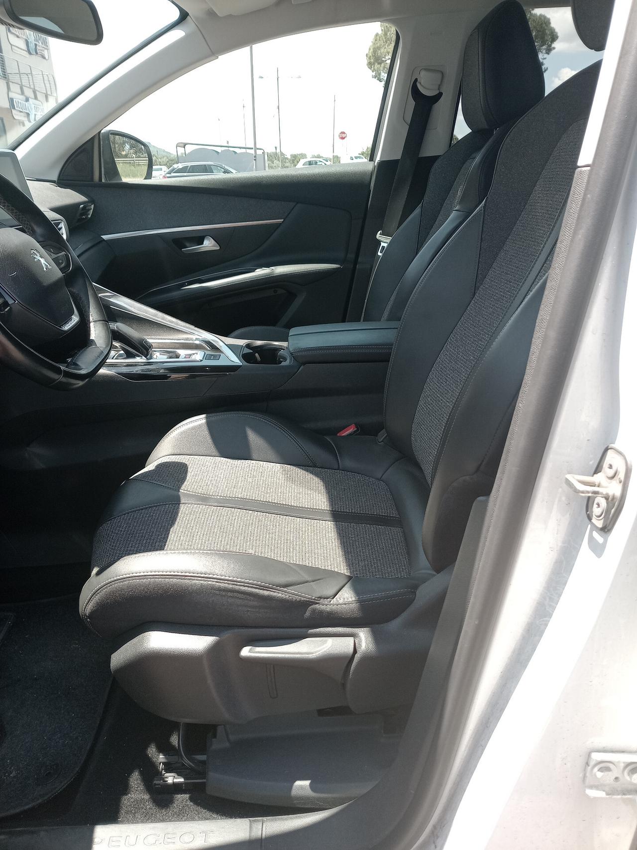 Peugeot 3008 BlueHDi 130 S&S EAT8 Allure