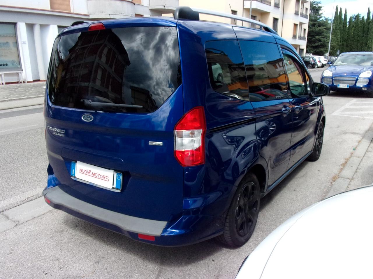 Ford Tourneo Courier 1.0 EcoBoost 100 CV Titanium