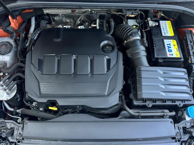 AUDI Q3 35 TDI S tronic Business