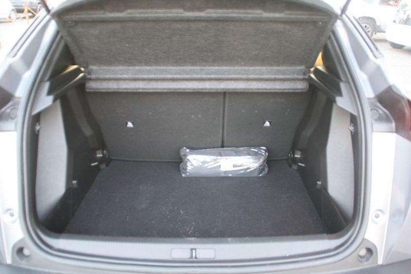 Peugeot 2008 2008 Hybrid 136 e-DCS6 Style