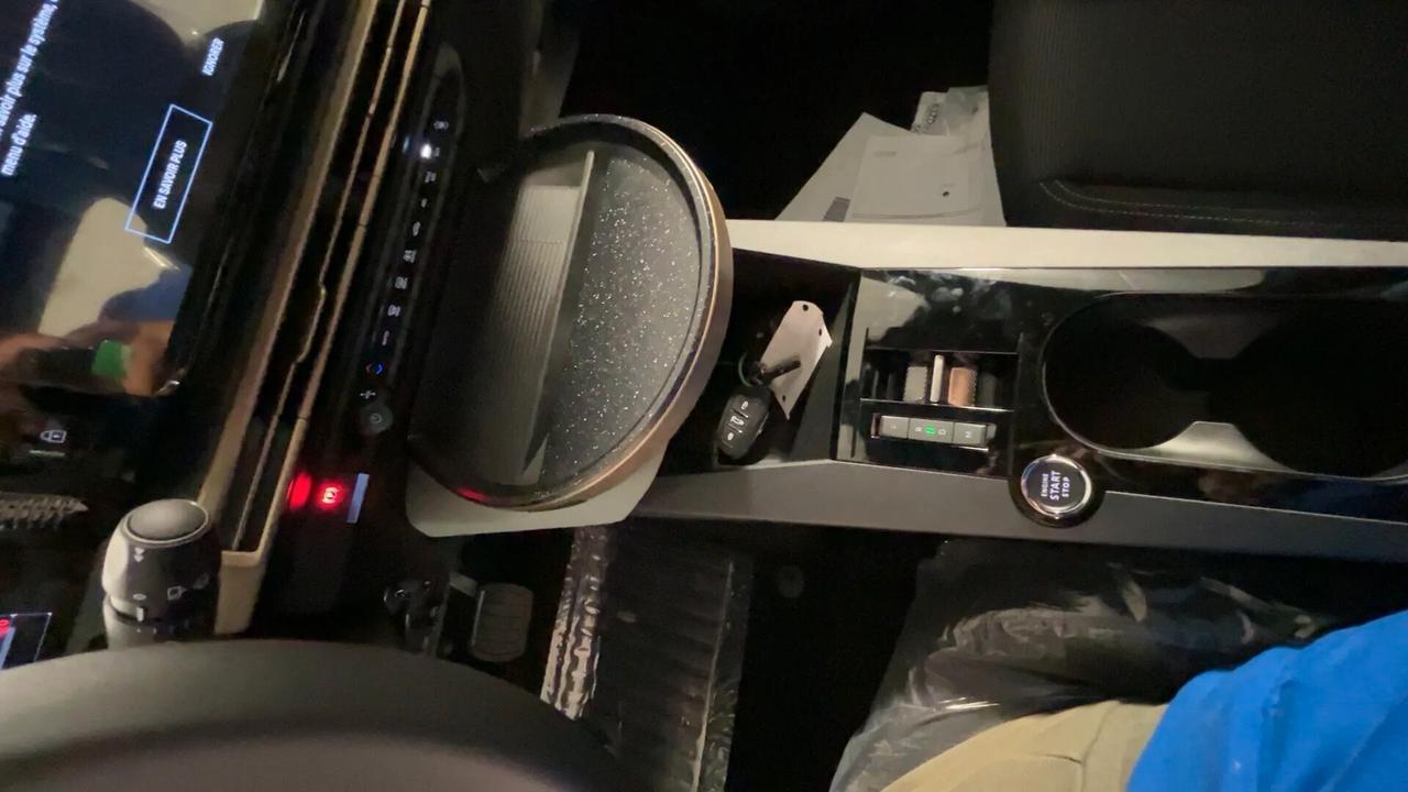 NUOVA Lancia Ypsilon Hybrid e-DCT