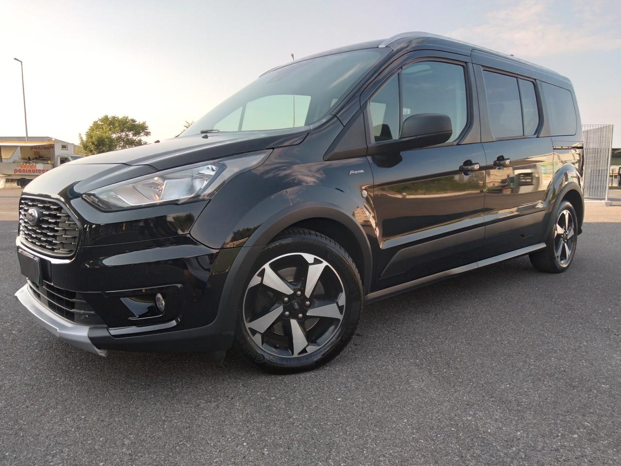 Ford Tourneo Connect Gran Active 1.5 EcoBlue 120 CV S&S Aut.x neopatentati