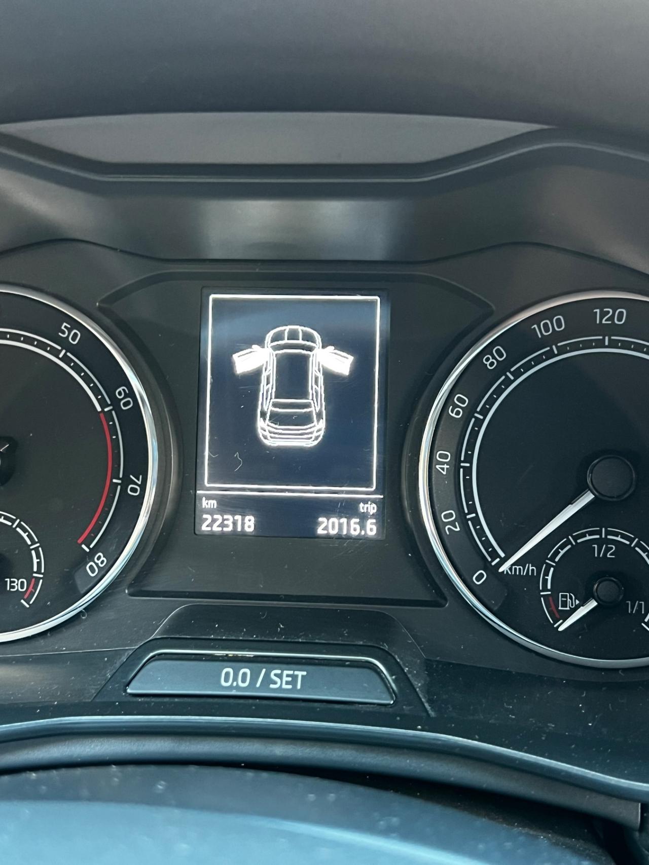 Skoda Kamiq 1.0 TSI Ambition 22.000km automatica