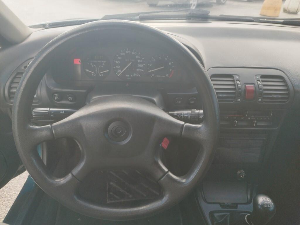 Mazda MX-3 1.8i V6 24V cat