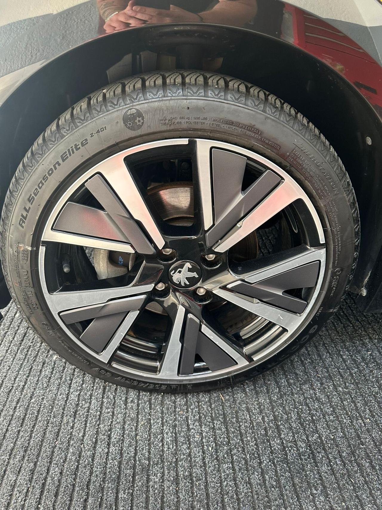 Peugeot 208 PureTech 100 Stop&Start 5 porte GT Line