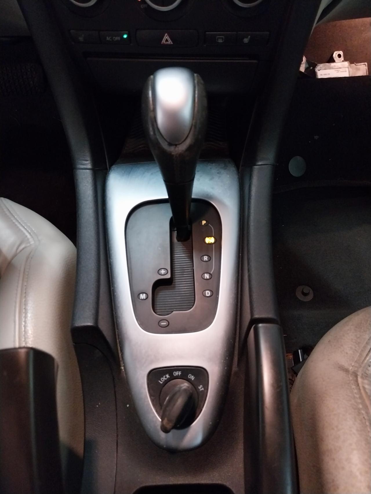Saab 9-3 Cabriolet 1.9 TiD 16V DPF Linear Sentronic
