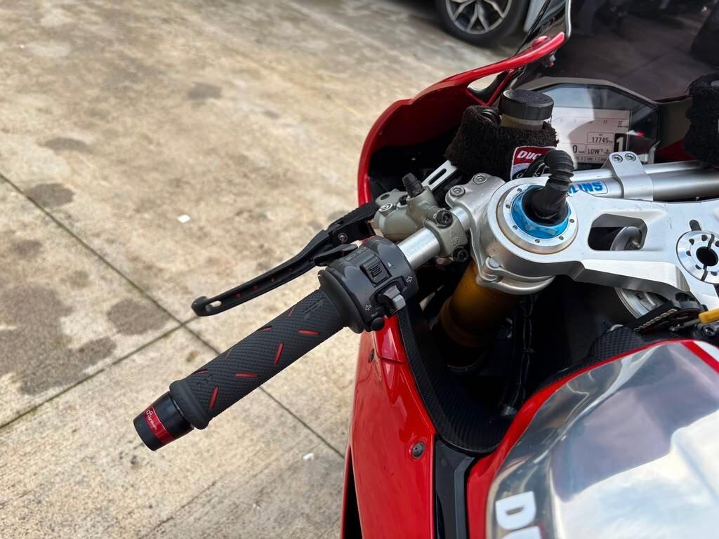 Ducati Panigale R1199 2014 / 18.000 KM Tua a soli 249 Euro al mese