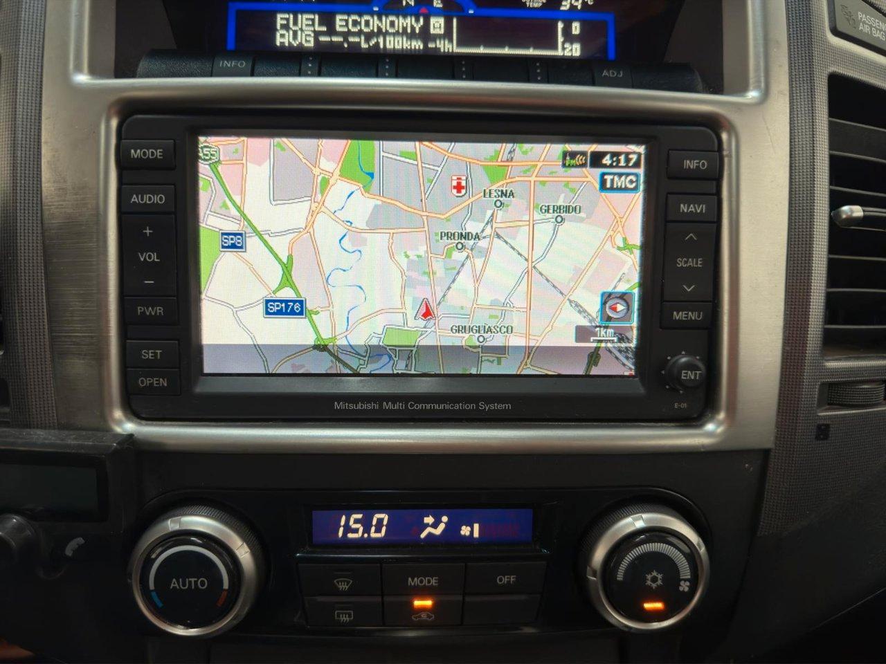Mitsubishi Pajero 3 Porte Pajero 3p 3.2 CR Instyle auto